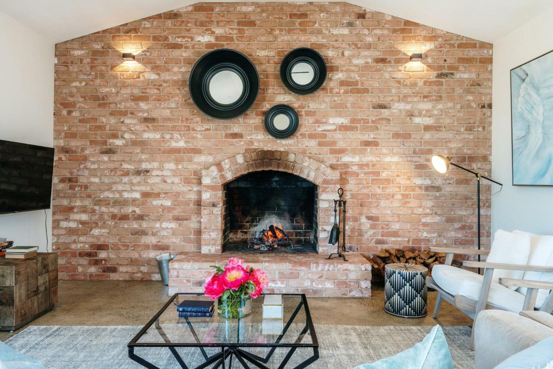 Embracing Evandale Villa Exterior photo